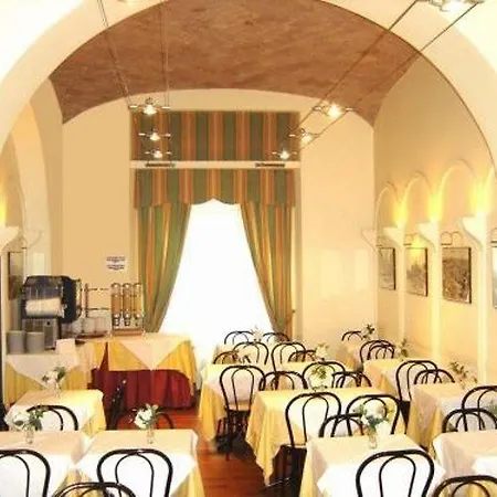 Mariano 3* Rome