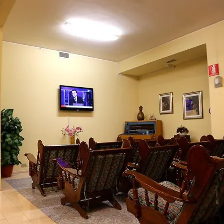 Hotel Casa Piccole Ancelle Di Cristo Re Roma