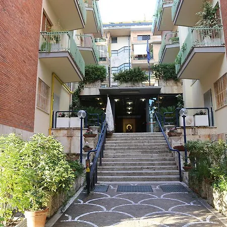 Casa Piccole Ancelle Di Cristo Re Hotel