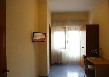 Casa Piccole Ancelle Di Cristo Re Hotel Roma