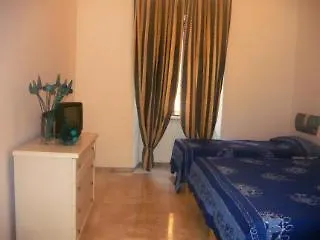 Guest house Two Flowers 2*