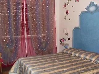 Bed and breakfast City Room B&B 5*