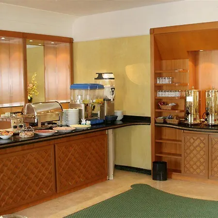 Hotell Tritone