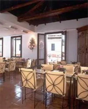 Columbia Otel