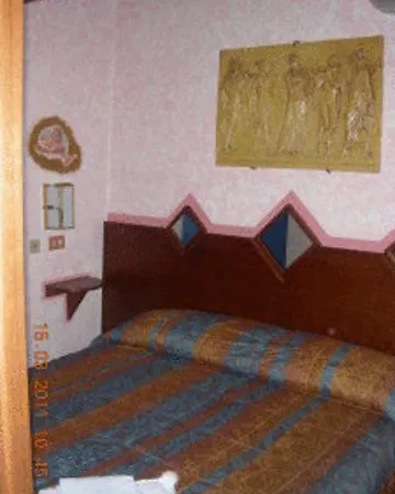 Farini Hotel Roma