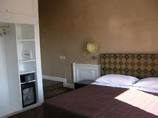 Relais La Maison De Luxe Bed & Breakfast 2*