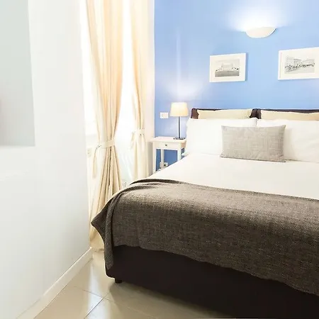 The Spanish Campo De' Fiori 3*