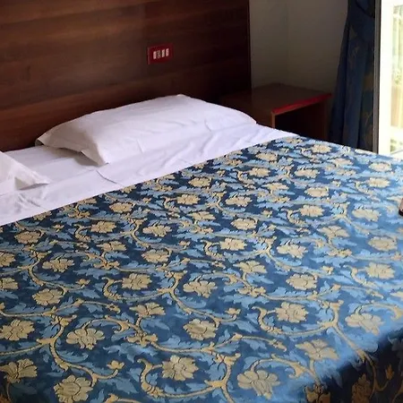 Hotel Altavilla 9