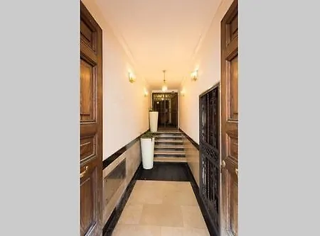 Golden Piazza Di Spagna 3*