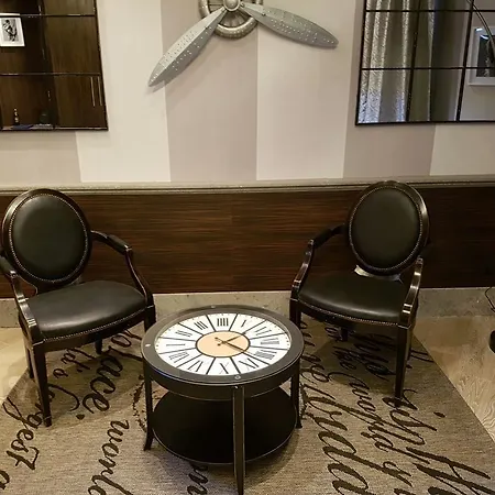 The At The Forum Luxury Collection - The At The Forum Otel