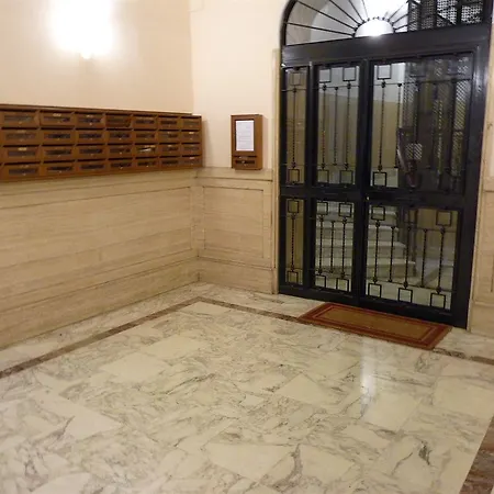 Vatican Vista Apartman *