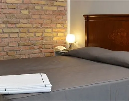Maison Colosseo 3*
