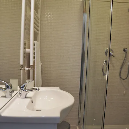 Agli Horti Sallustiani Bed & Breakfast 2*