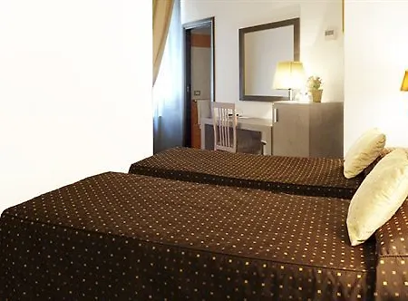 Roman Residence 2*