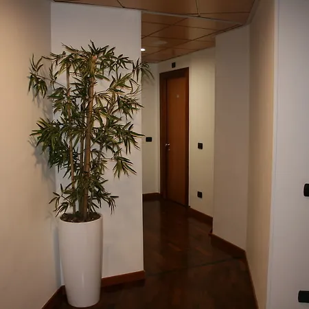 罗马客房&套房旅馆 2* 罗马
