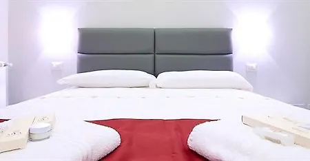 Nearhome Smart Guest house 2*