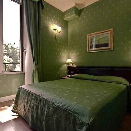Gambrinus Hotel 4*