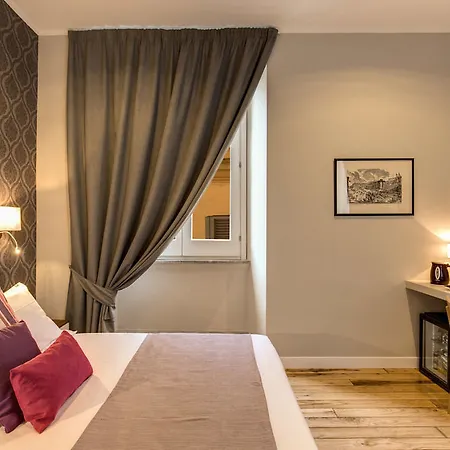 The Club Navona Guest house *