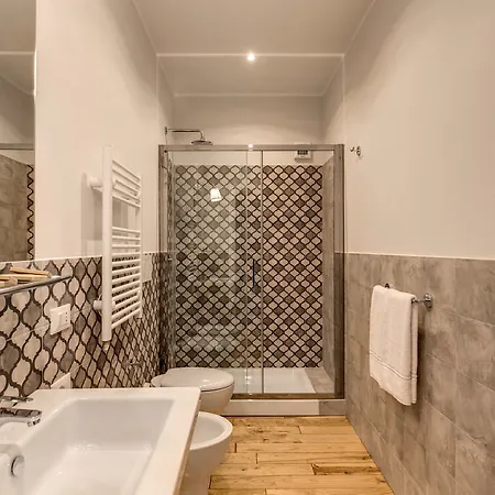 The Club Navona Guest house *