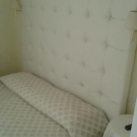 Condotti 29 Bed & Breakfast 3*