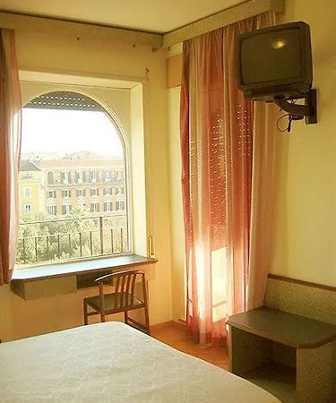 Terminal Hotel 3*
