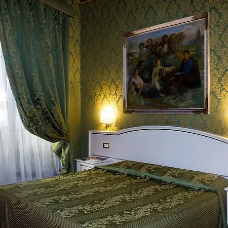 Residenza Canova Tadolini - Guest house