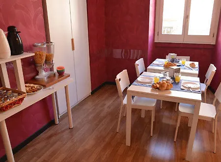 Mimosa Pantheon Hotel