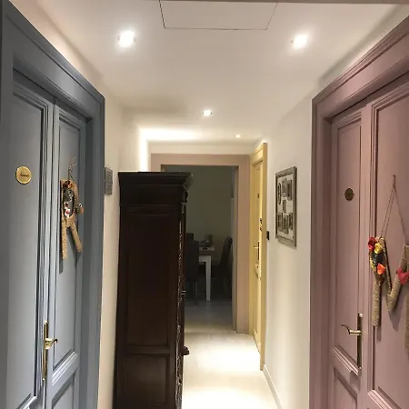 Aquarius Bed and Breakfast 3*