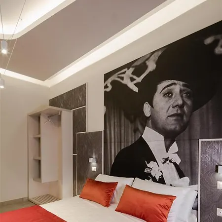 Via Veneto Luxury 2*