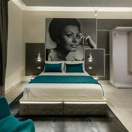 Via Veneto Luxury 2*