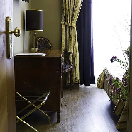 Vatican Garden Guest house 2*