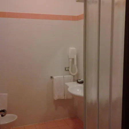 Vitti Hotel