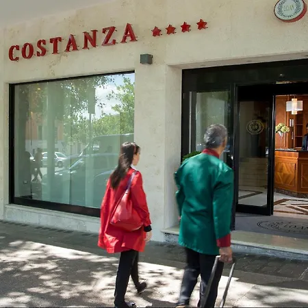 Santa Costanza By Omnia Hotel 4*