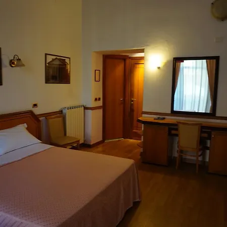 Green Hotel 2* Řím