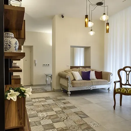 Navona Luxury 2*