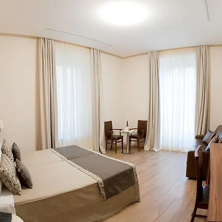 Navona Luxury Bed & Breakfast
