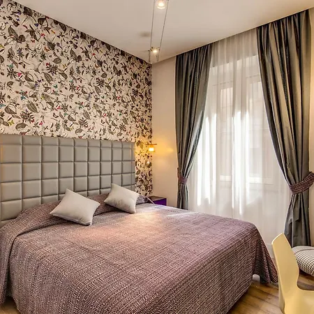 Parlamento Boutique 3* Roma