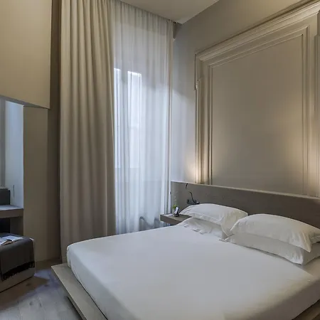 Otel Dei Barbieri 4*
