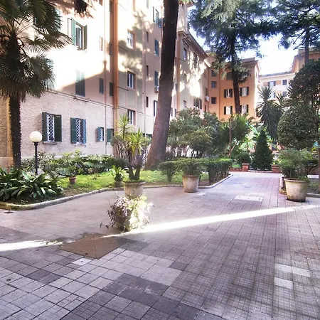 Casa Dipinta Apartment *