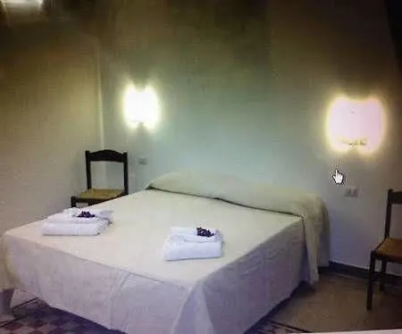Casa Rosy 3*