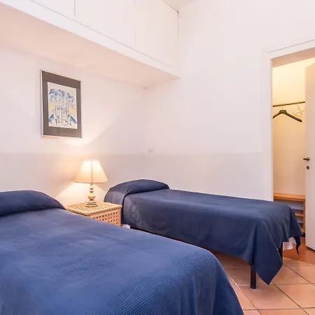 Rsh Via Giulia Apartment