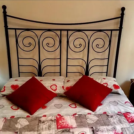 Germanico's House Bed & Breakfast 2*