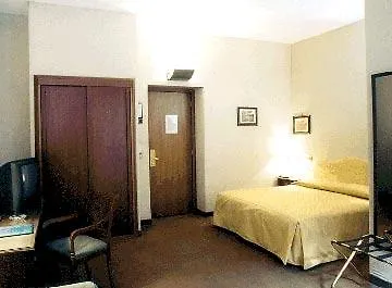 מלון Domus Aventina רומא
