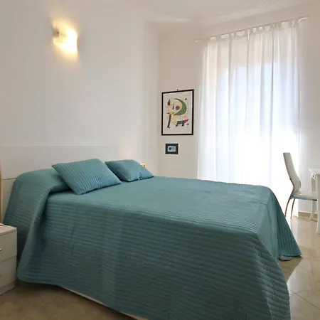 Guest house San Pietro's - 2*
