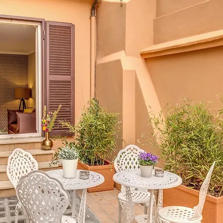 Charme Spagna Boutique Hotel 3*