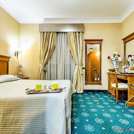 Luxury H 2000 Bed & Breakfast Rome