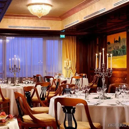 Marriott Park Hotel