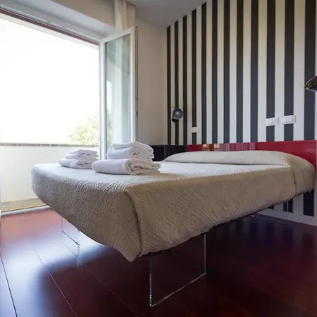 Relais Trastevere Bed & Breakfast 3*