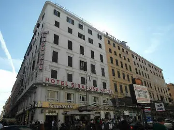 Raeli Siracusa Рим