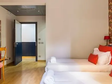 Monti - 2* Rome